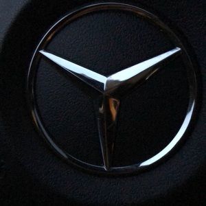 Meet your Posher, Silena